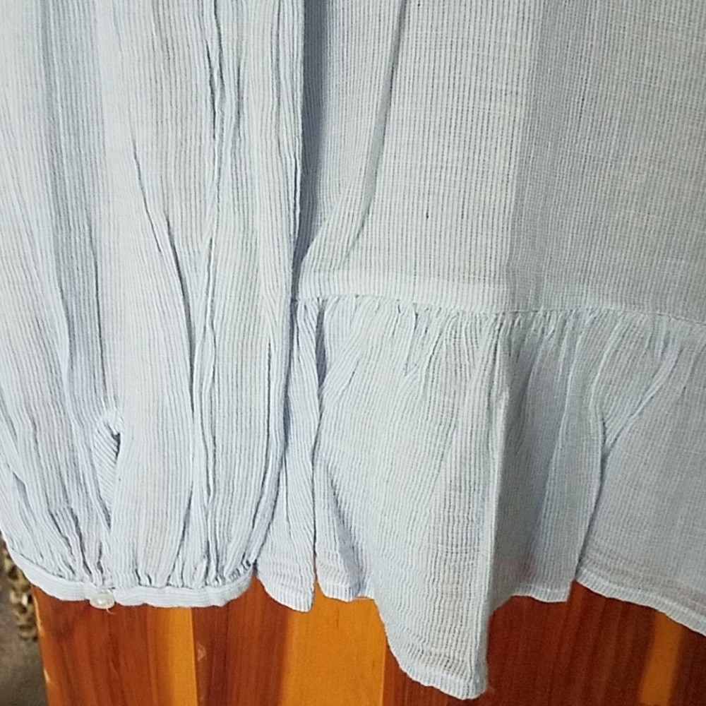 Gap Blouse - Picture 4 of 6